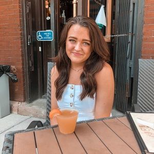 Meet your Posher, Brenna